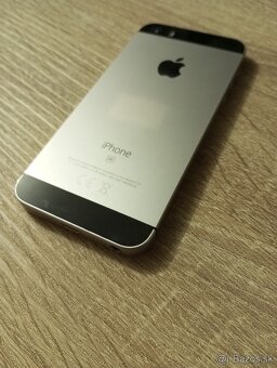 iPhone SE 1.generacie 2016 / 32GB Super stav - 3