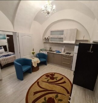 Prenájom 1,izb.apartmán v historickom centre Košíc - 3