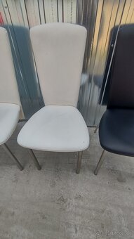 Predám 5 x dočasné stoličky cena 40 eur spolu. - 3