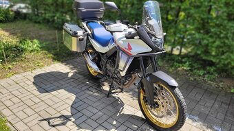 Honda Transalp 750 - 3