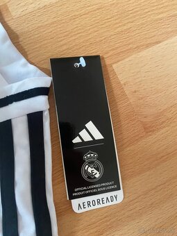 Real Madrid dres 24-25 - 3