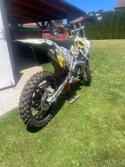 SUZUKI RM 250 - 3