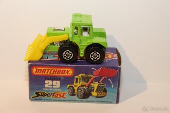 Matchbox SF Tractor shovel - 3