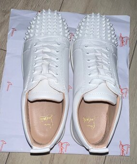 Christian Louboutin - 3