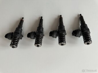 Vstrekovacie trysky 038130073AG vw škoda audi 1.9 TDi 77kw - 3