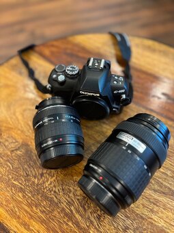 Predám fotoaparát Olympus E-400 - 3