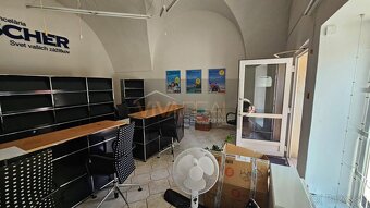 VIVAREAL  PRENÁJOM OBCHODNÝCH PRIESTOROV NA PEŠEJ ZÓNE Výk - 3