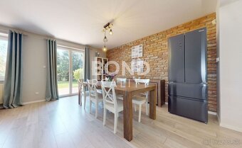 Slnečný 5 izbový rodinný dom v obci Zálesie s veľkým pozemko - 3