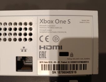 Xbox one s+ovládač a kabel - 3