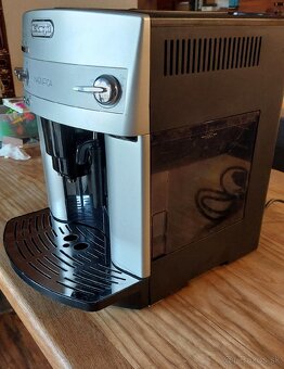 Automatický kávovar Delonghi Magnifica ESAM 3200.S - 3