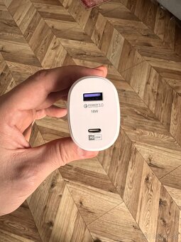 20W adaptér / nabíjačka na mobil - 3