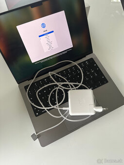 Predam Apple Macbook Pro 14" M2 Max, 1TB HDD, 32GB Ram - 3