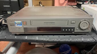 SONY VHS rekordér 2x - 3