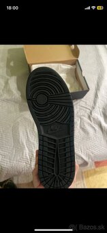 Jordan 1 mid - 3