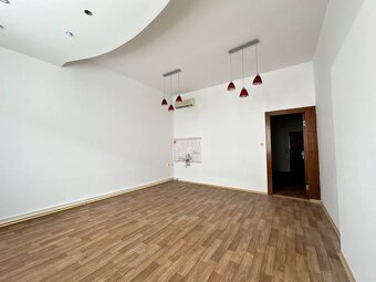 Kancelársky priestor v centre Trnavy - 3