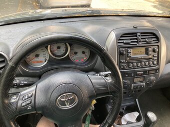 TOYOTA RAV4 A2 2.0 5D SS Sol 2005 Predám Toyota Rav 4, poho - 3