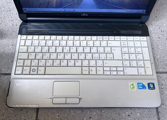 Fujitsu Lifebook / i5 M480 / 4GB RAM / 128GB SSD / 15.6" - 3