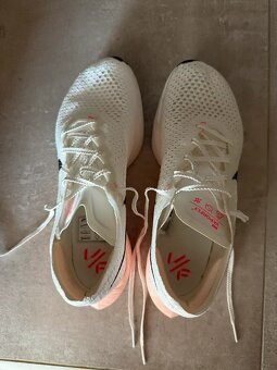 Bežecké topánky Nike Vaporfly 3 / veľ 39 (25 cm) - 3