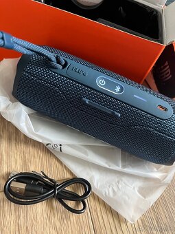 JBL Flip6 reproduktor - 3