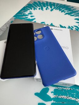Motorola Edge 60 PRO 512GB + hodinky - 3