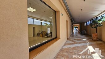 Prenájom prízemného priestoru na námestí SNP vo Zvolene - 3