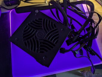 EVGA 600 W2 – 600W napájací zdroj (PSU) - 3