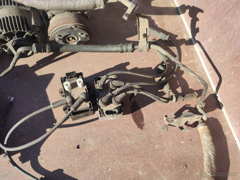 Diely Renault Megane Scenic 1.6 66kw benzín - 3