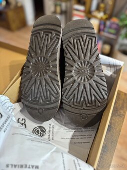 UGG tazz choco platform v.40 Skladom - 3