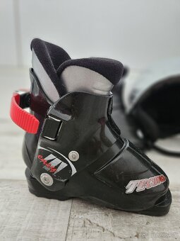 Predám detské lyžiarky s prilbou - 3