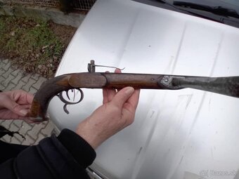 Empírová kuša - 3