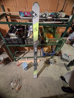 Lyže a lyžiarky - 3