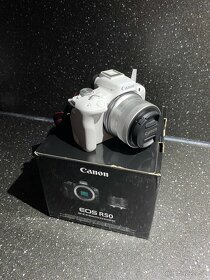 CANON EOS R50 + RF-S 18-45 mm IS STM - 3
