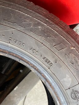 Maxxis MCV3+ 215/70R15C - 3