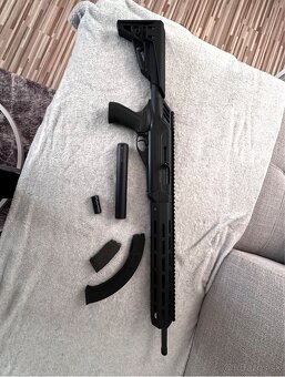 Samonabíjacia malorážka CZ 512 tactical - 3