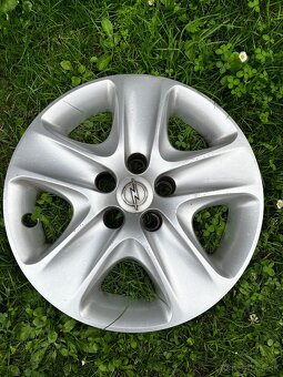 Puklice Opel R16 3ks - 3