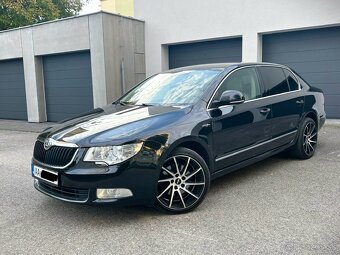 ŠKODA SUPERB II 2.0TDI 125KW L&K DSG F1 BI-XENON WEBASTO - 3