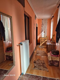 DOM S OBYTNOU ČASŤOU + PRIESTOR NA DROBNÉ PODNIKANIE V MÉRA - 3