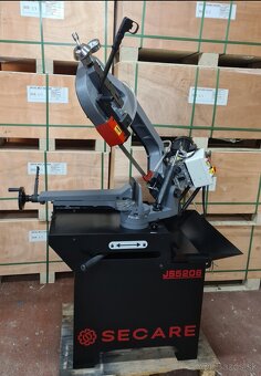 Pásová pila na kov s chladením - 3