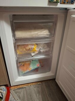 NOVA chladnicka ETA - 3