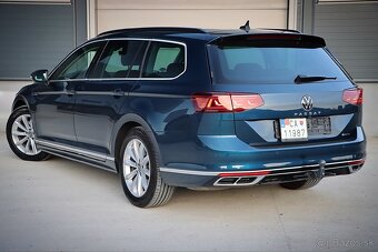Volkswagen Passat R-line 2.0TDI 4x4 147kw Webasto DCC ACC - 3