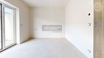 HALO reality - Predaj, štvorizbový byt Liptovská Teplá - NOV - 3