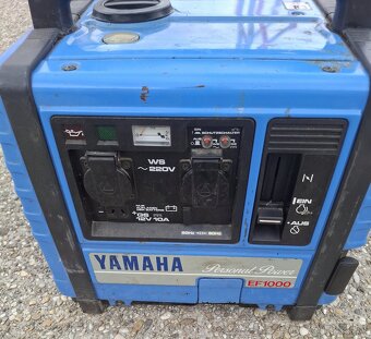 Yamaha EF1000 - 3