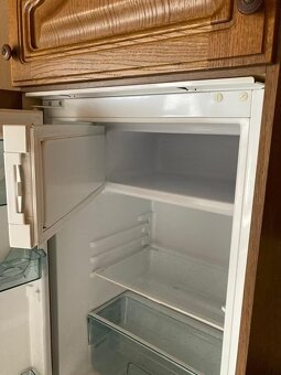 Masívna kuchynská linka z Nemecka so spotrebičmi - 3