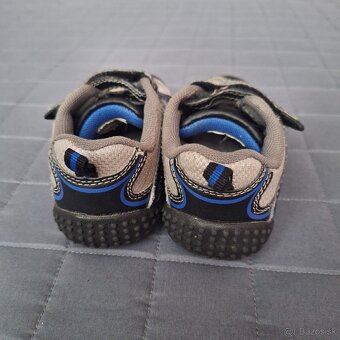 TOPÁNOČKY (v. 22) 5 € - 3