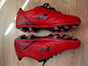 Chlapčenské kopačky č. 39 - 3