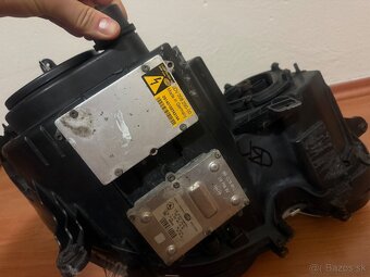 Predné práve svetlo - 3