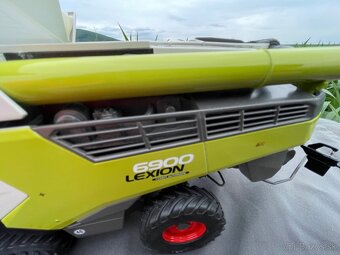 1:32 lexion 6900 - 3