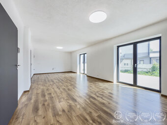 BOSEN | Moderná viacúčelová budova, Lučenec, 140m2 - 3