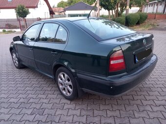ŠKODA OCTAVIA 1.8T 110KW L&K - 3
