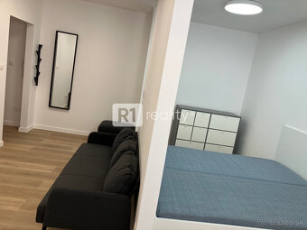 Nový 1 izbový byt 37 m2+ 4 m2 balkón, výťah + parking, Piešť - 3